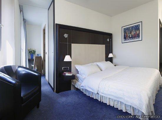 Hotel De Bonlieu Annecy Pokoj fotografie